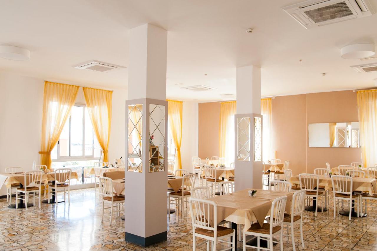 Hotel Ideale Mare Bellaria-Igea Marina Esterno foto
