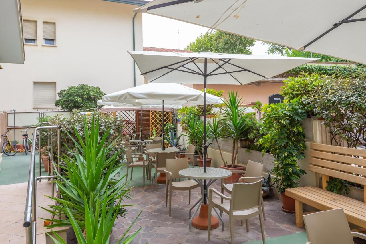 Hotel Ideale Mare Bellaria-Igea Marina Esterno foto