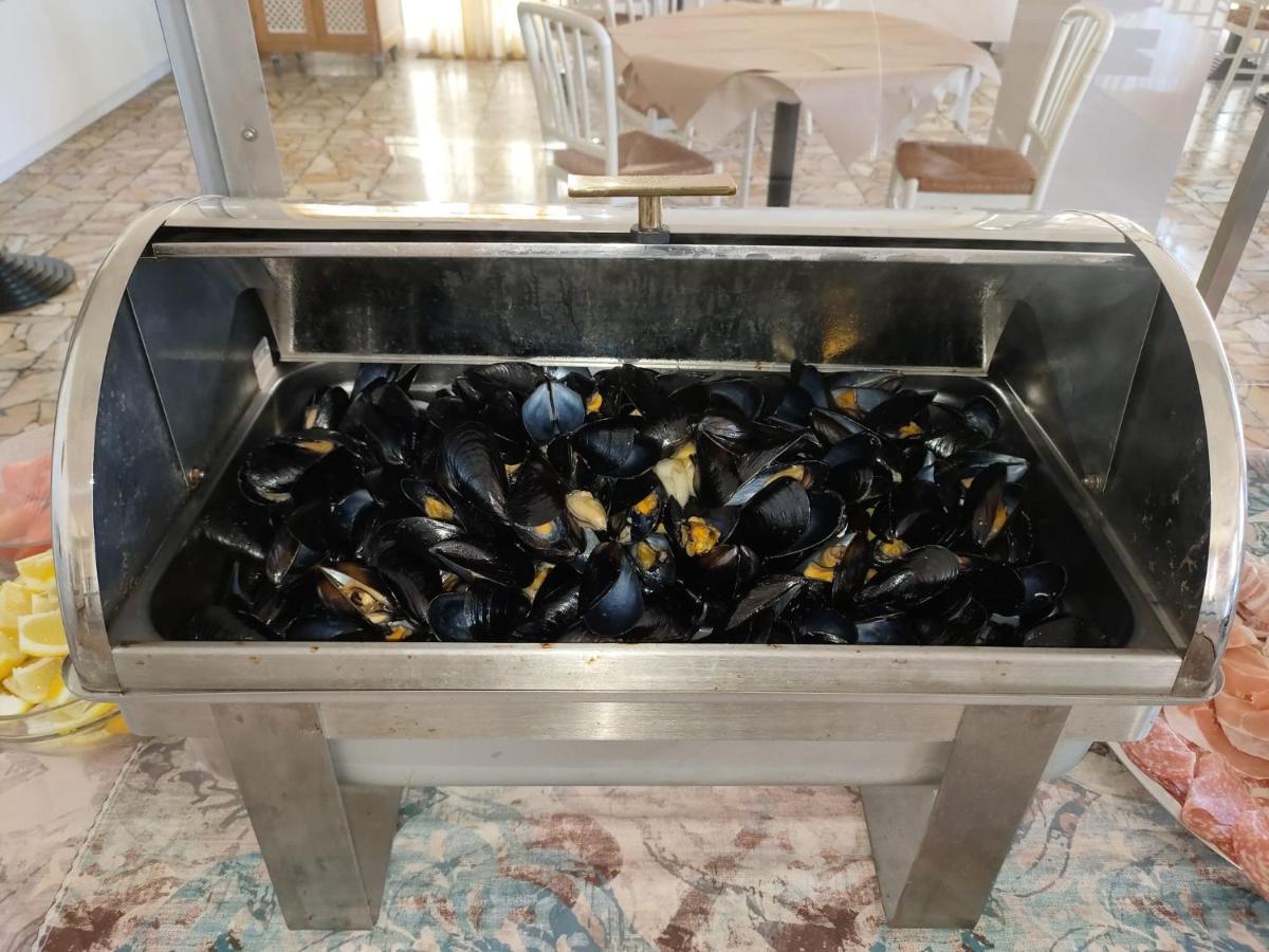 Hotel Ideale Mare Bellaria-Igea Marina Esterno foto
