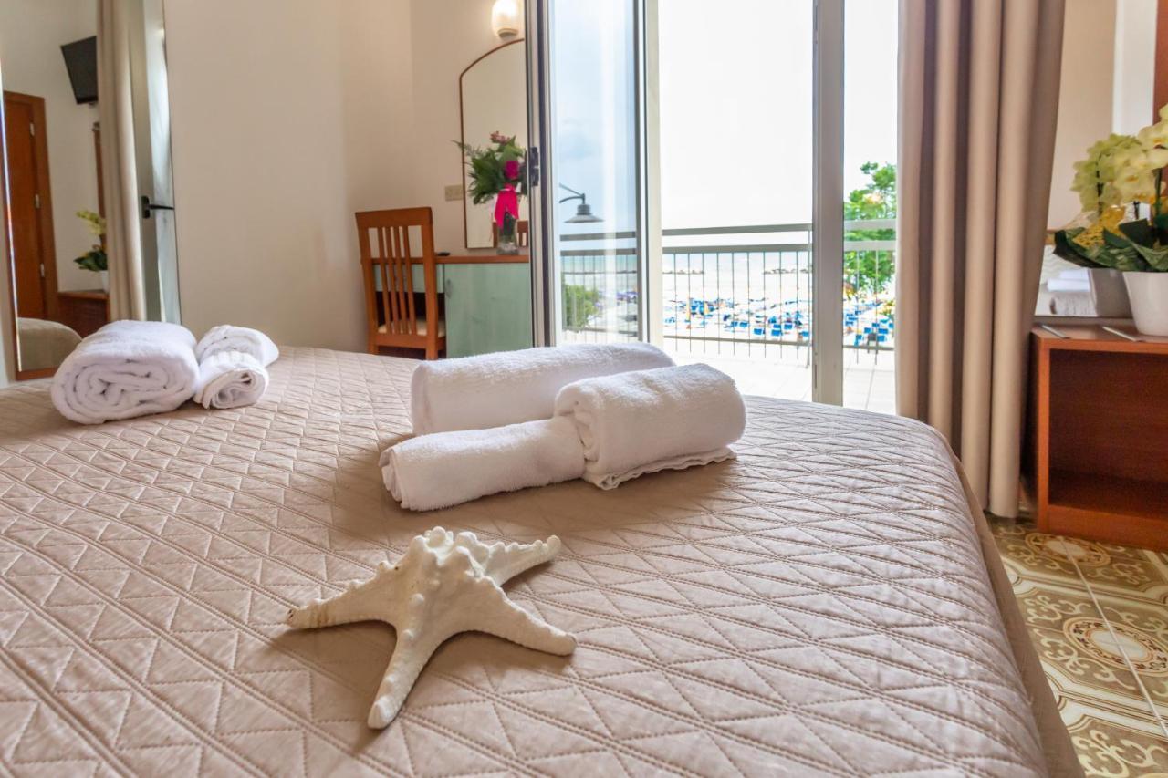 Hotel Ideale Mare Bellaria-Igea Marina Esterno foto