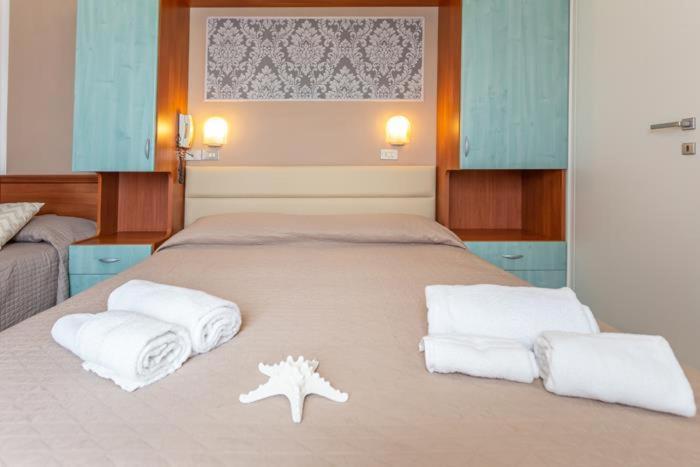 Hotel Ideale Mare Bellaria-Igea Marina Esterno foto